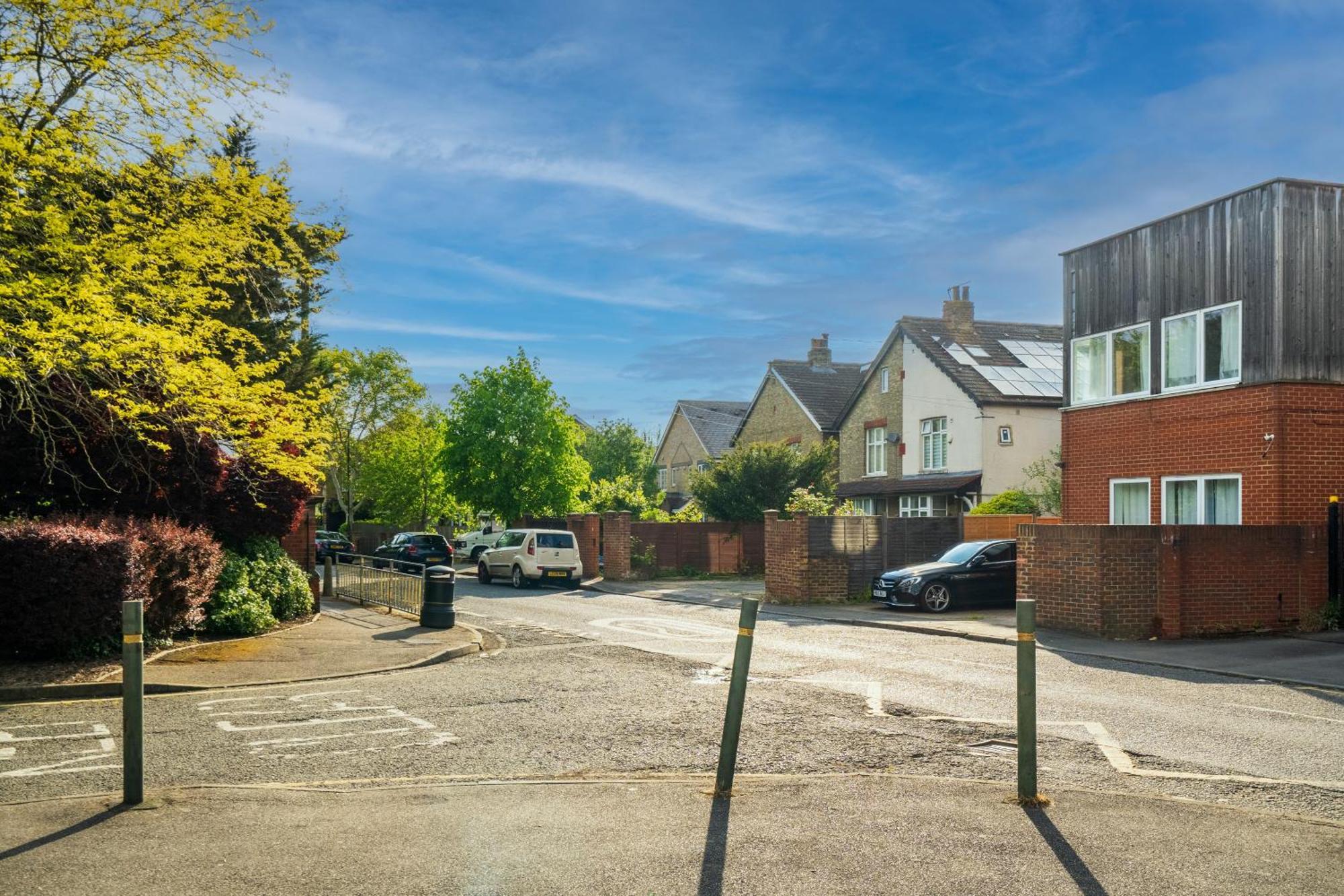 Modern 2 Bedroom Apartment In Mitcham, London Exteriör bild